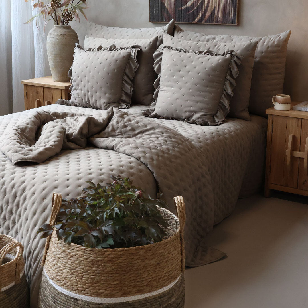 Aix Soft Quilt – Latte – 130 × 180 cm