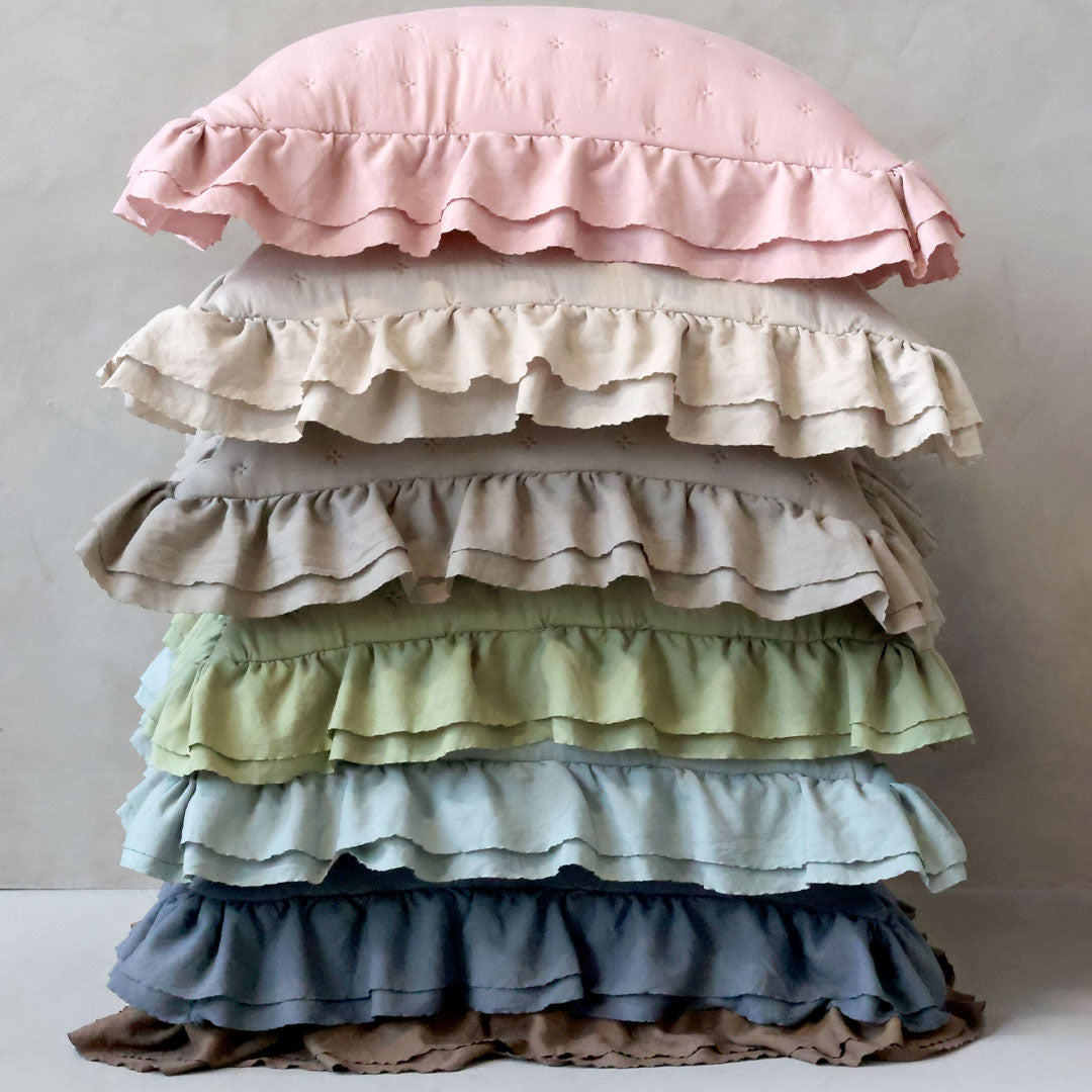 Aix Soft Kissenbezug mit Rüschenbordüre – Midnight – 50 × 50 cm