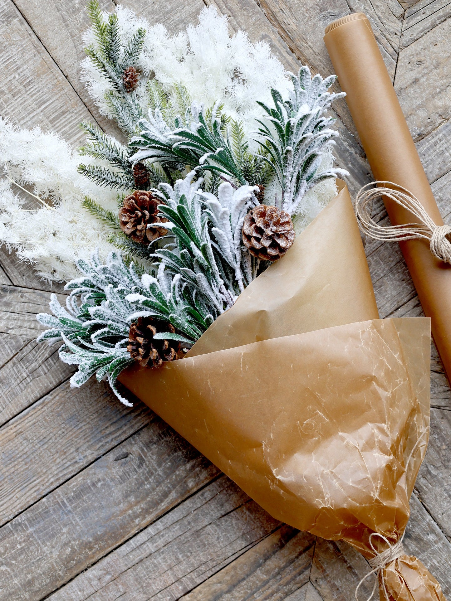 Chic Antique - Geschenkpapier Wachspapier Rolle, L10 m/B57 cm, Natur