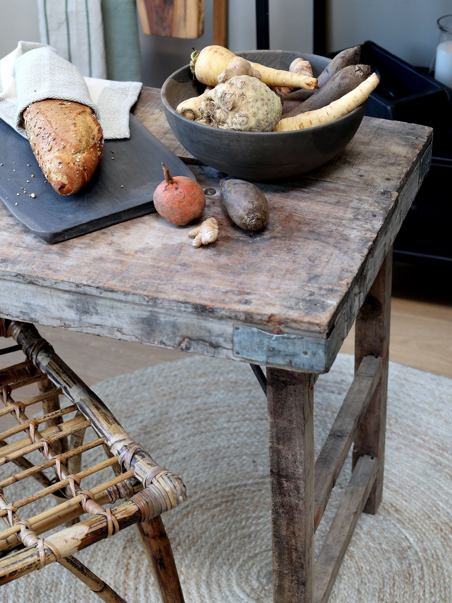 Chic Antique – Grimaud Vintage Holztisch, handgefertigt 67 x 150 cm