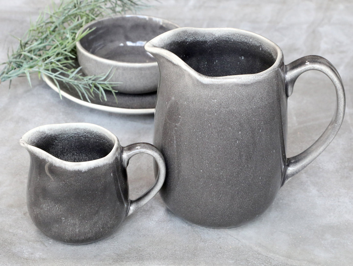 Chic Antique - Calais Große Kanne, H17/L19/B11 cm, Kohle