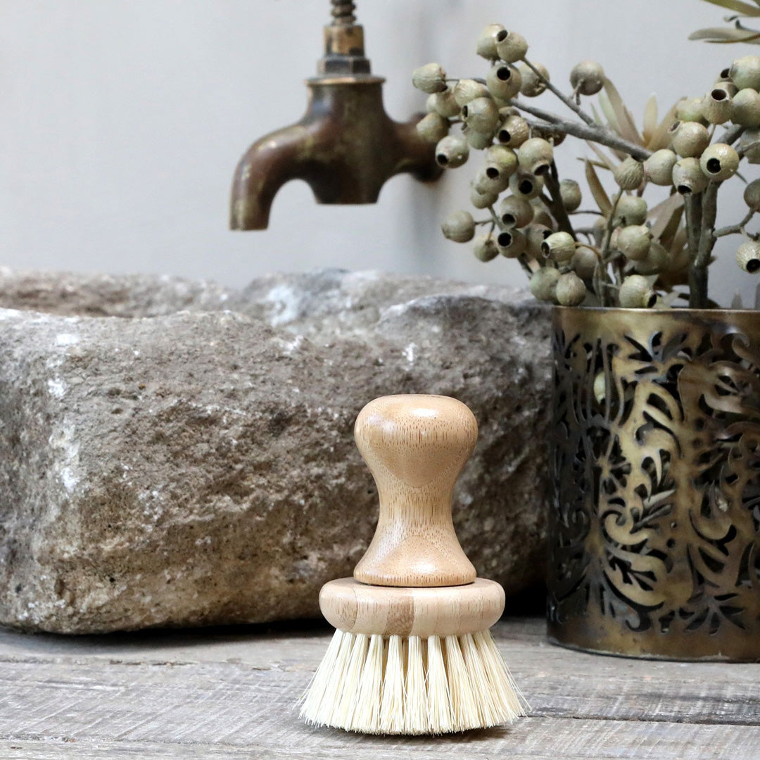Chic Antique - Éternel Gemüsebürste aus Bambus und Pflanzenfasern – Ø6,5 cm
