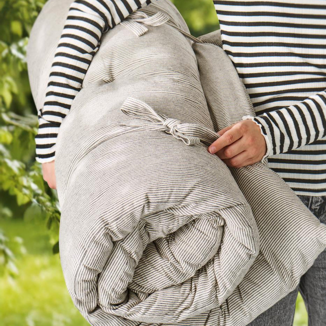 Ib Laursen – Loungematratze Baumwolle – Natur mit feinen schwarzen Streifen, 190 cm