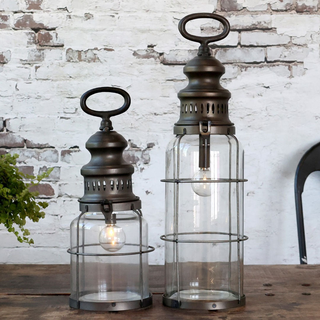 Chic Antique - Französische Scheunenlaterne mit Timer und LED-Lampe - 32 cm