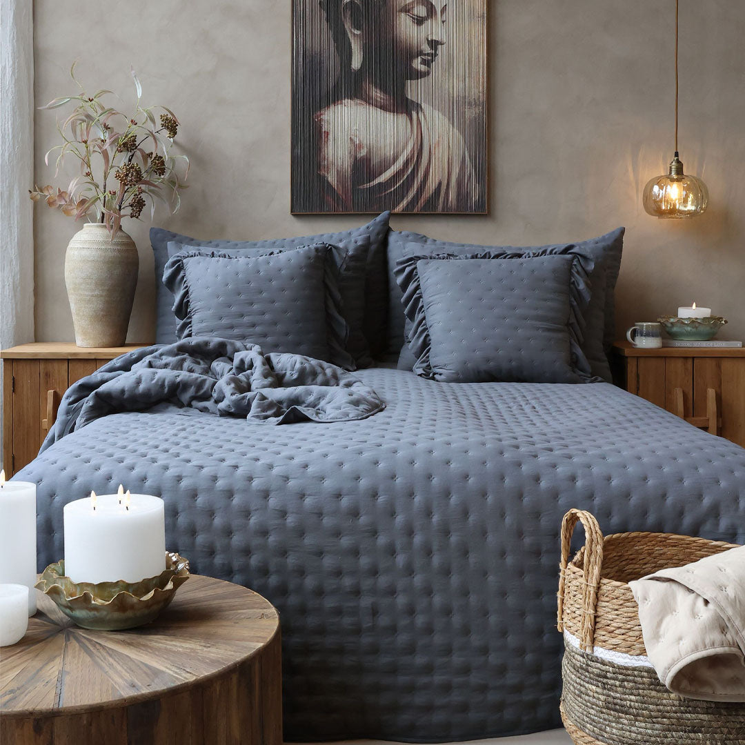 Aix Soft Quilt – Midnight – 130 × 180 cm