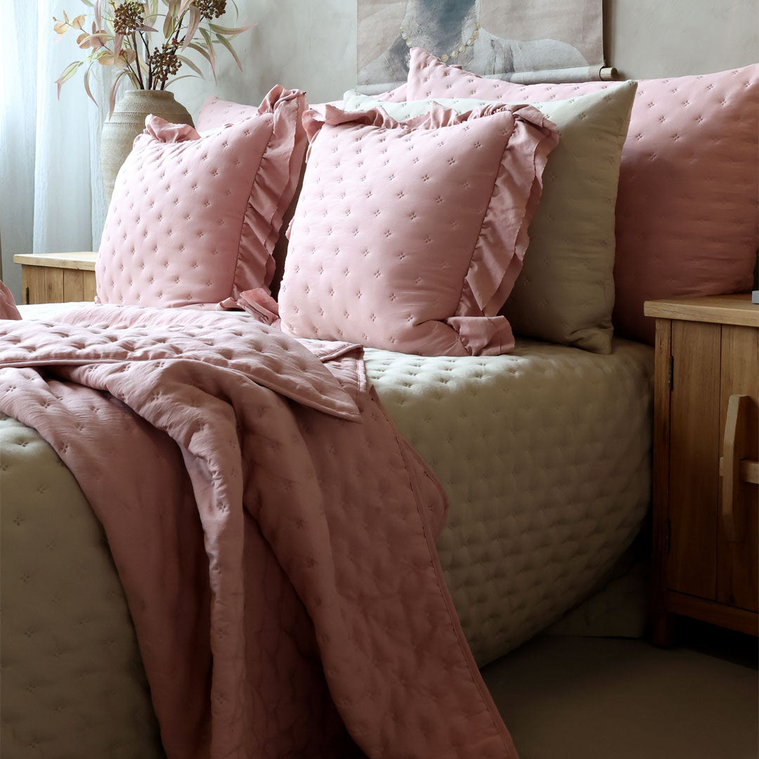 Aix Soft Quilt – Old Rose – 130 × 180 cm