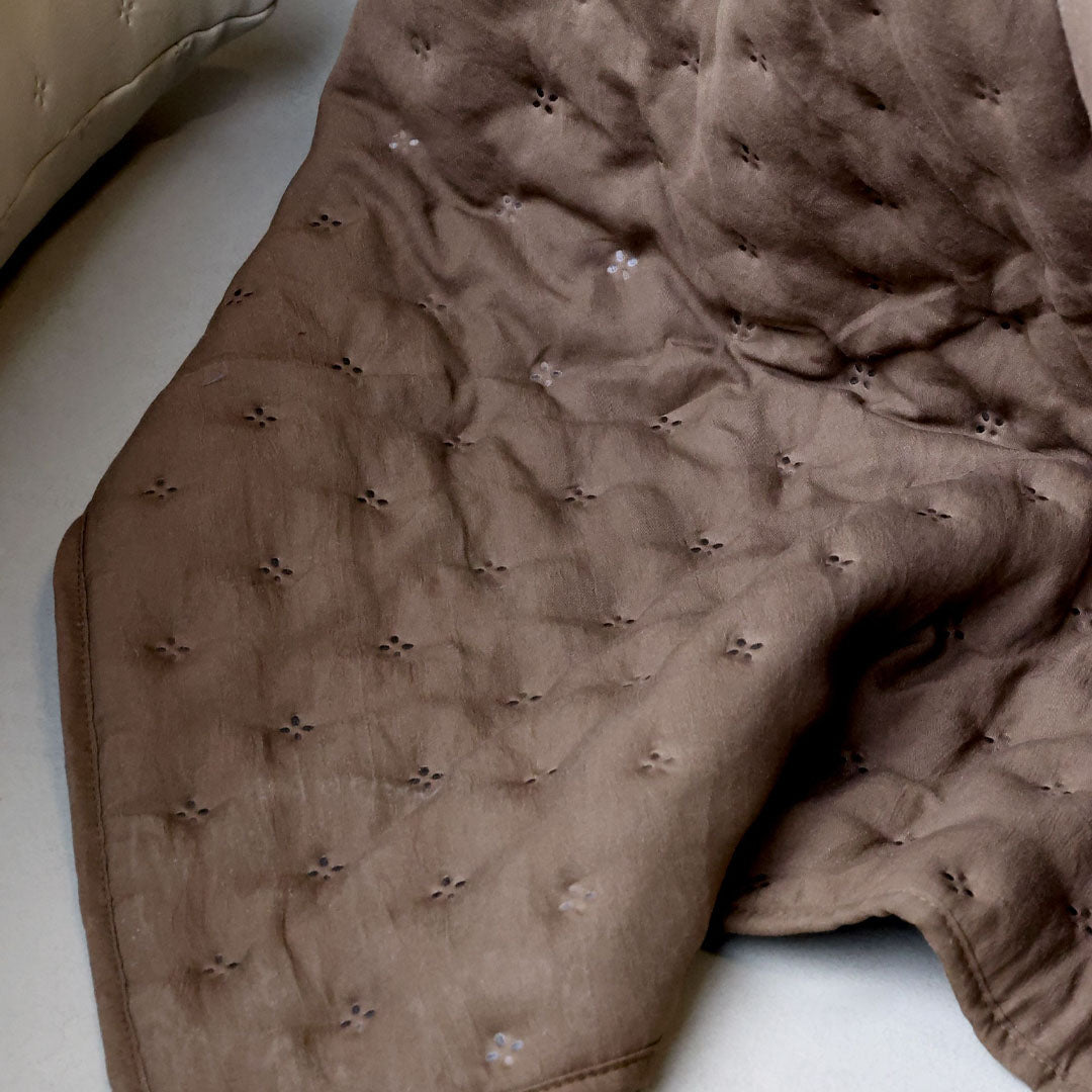 Aix Soft Quilt Tagesdecke – Walnuss – 240 × 260 cm
