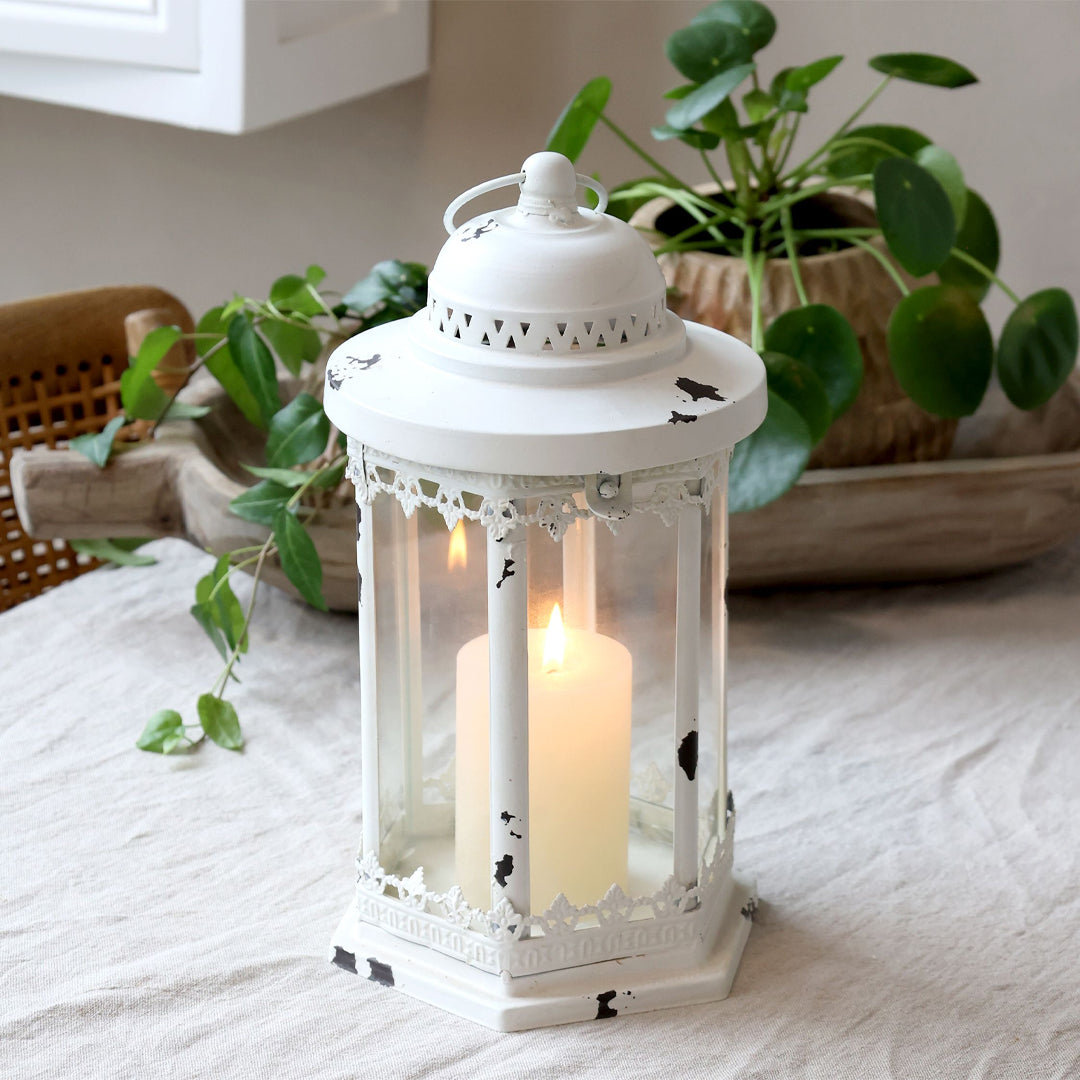 Chic Antique – Laterne mit Spitzenrand in Antique Creme – H32 cm Ø17,5 cm