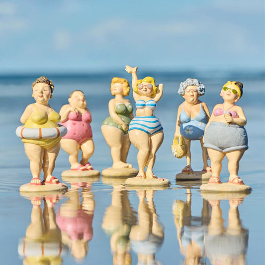 Ib Laursen - Strandköniginnen – Frauen in Badebekleidung · 6 Figuren