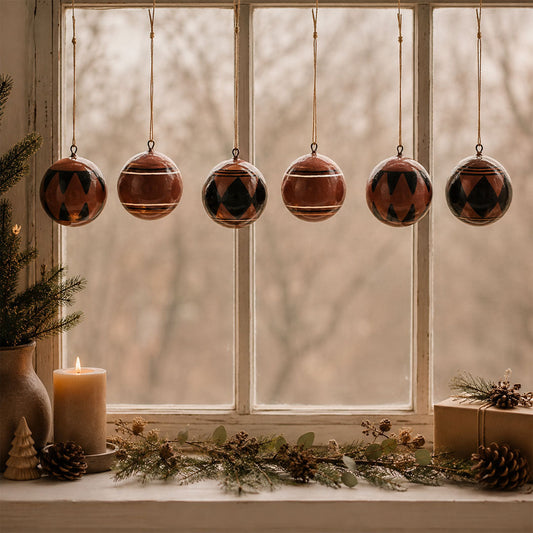 Ib Laursen – Pappmaché-Christbaumkugeln – Rustic Brown, 6er-Set