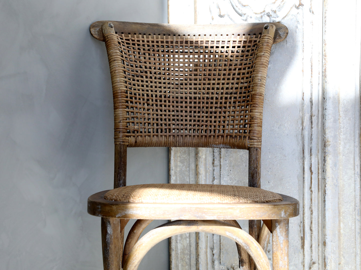 Chic Antique - Französische Essstühle mit Geflechtsitz & -rückenlehne - Natur (2er-Set)