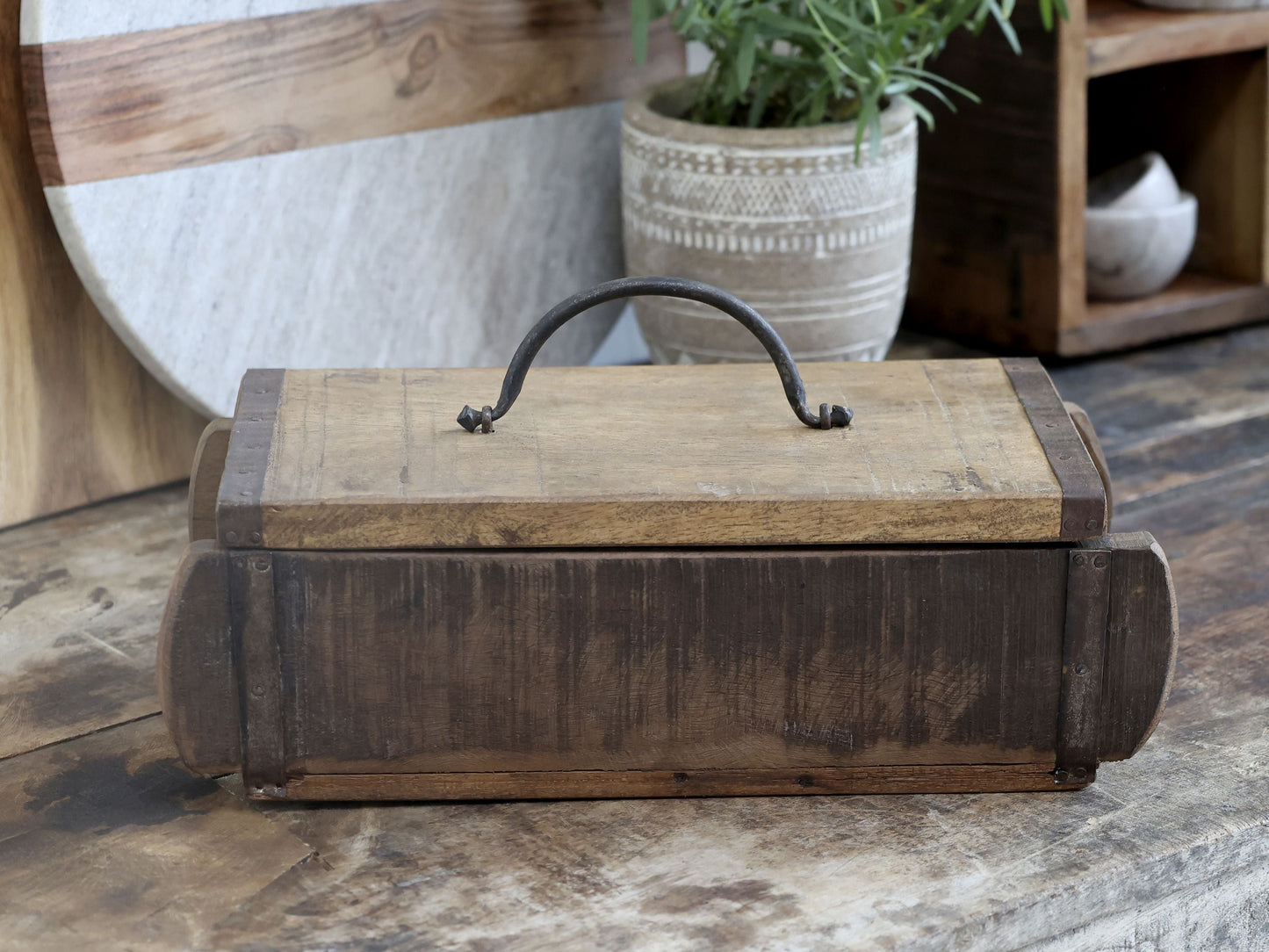 Chic Antique - Grimaud Ziegelsteinform mit Deckel H10/L30/B14 cm Natur