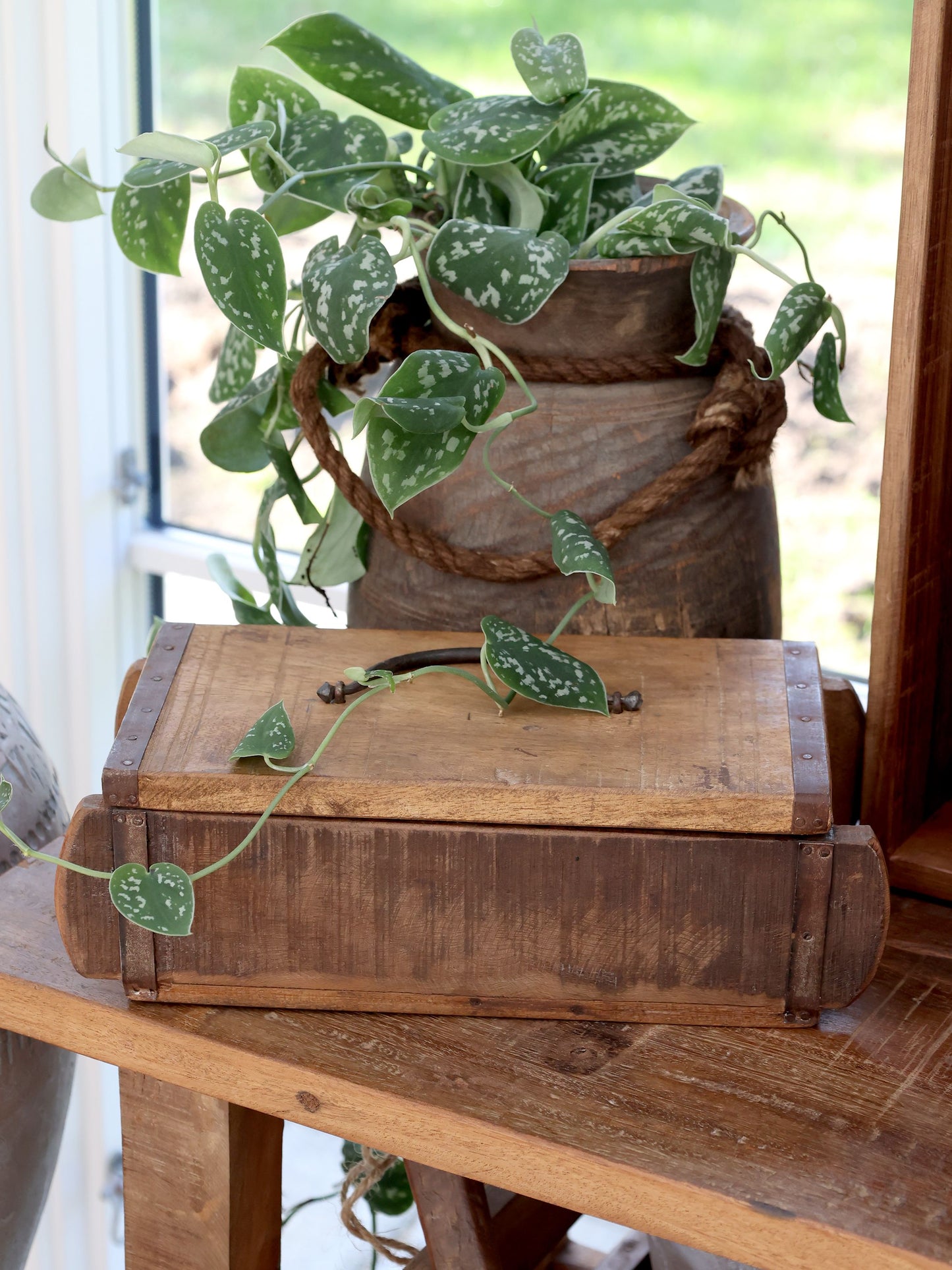 Chic Antique - Grimaud Ziegelsteinform mit Deckel H10/L30/B14 cm Natur