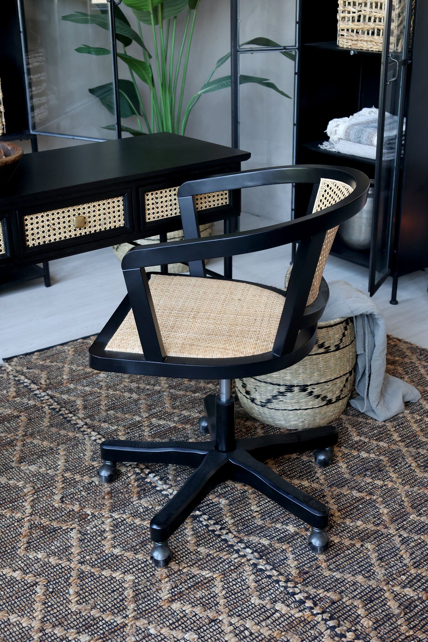Chic Antique Französischer Bürostuhl mit Rattansitz & Rückenlehne
