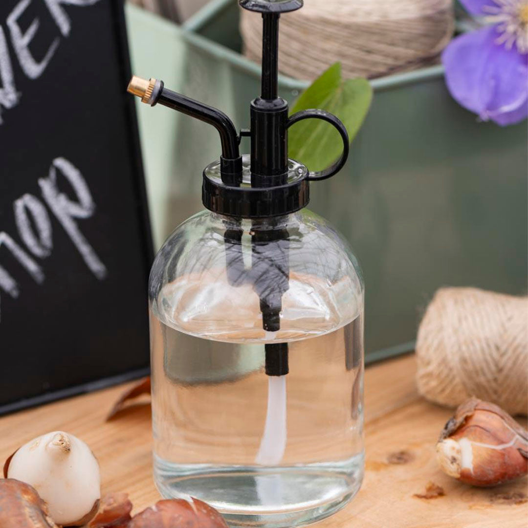 Zerstäuber – Glas mit schwarzem Aufsatz, 300 ml