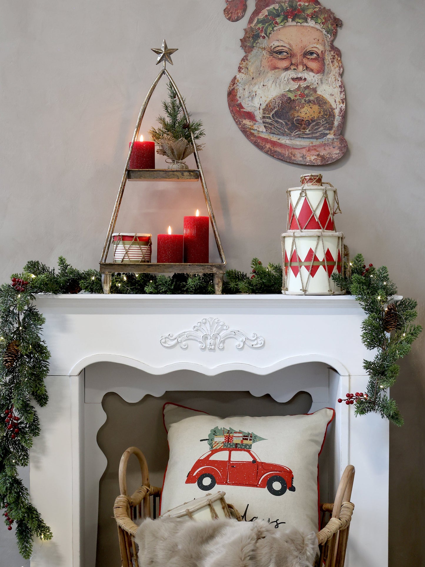 Chic Antique – Vintage Weihnachtsmann zum Aufhängen auf Metallschild