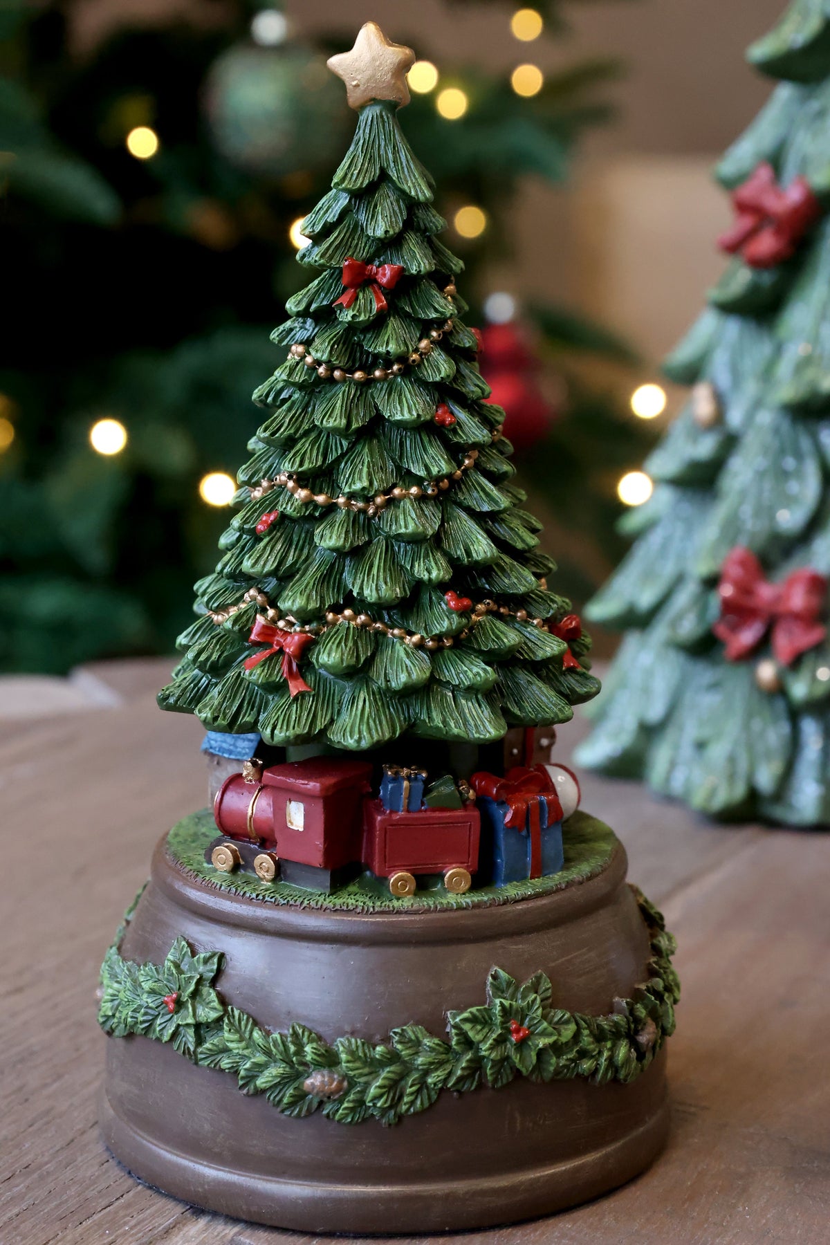 Chic Antique – Noël Spieluhr mit Weihnachtsbaum – 19 cm – Mokka
