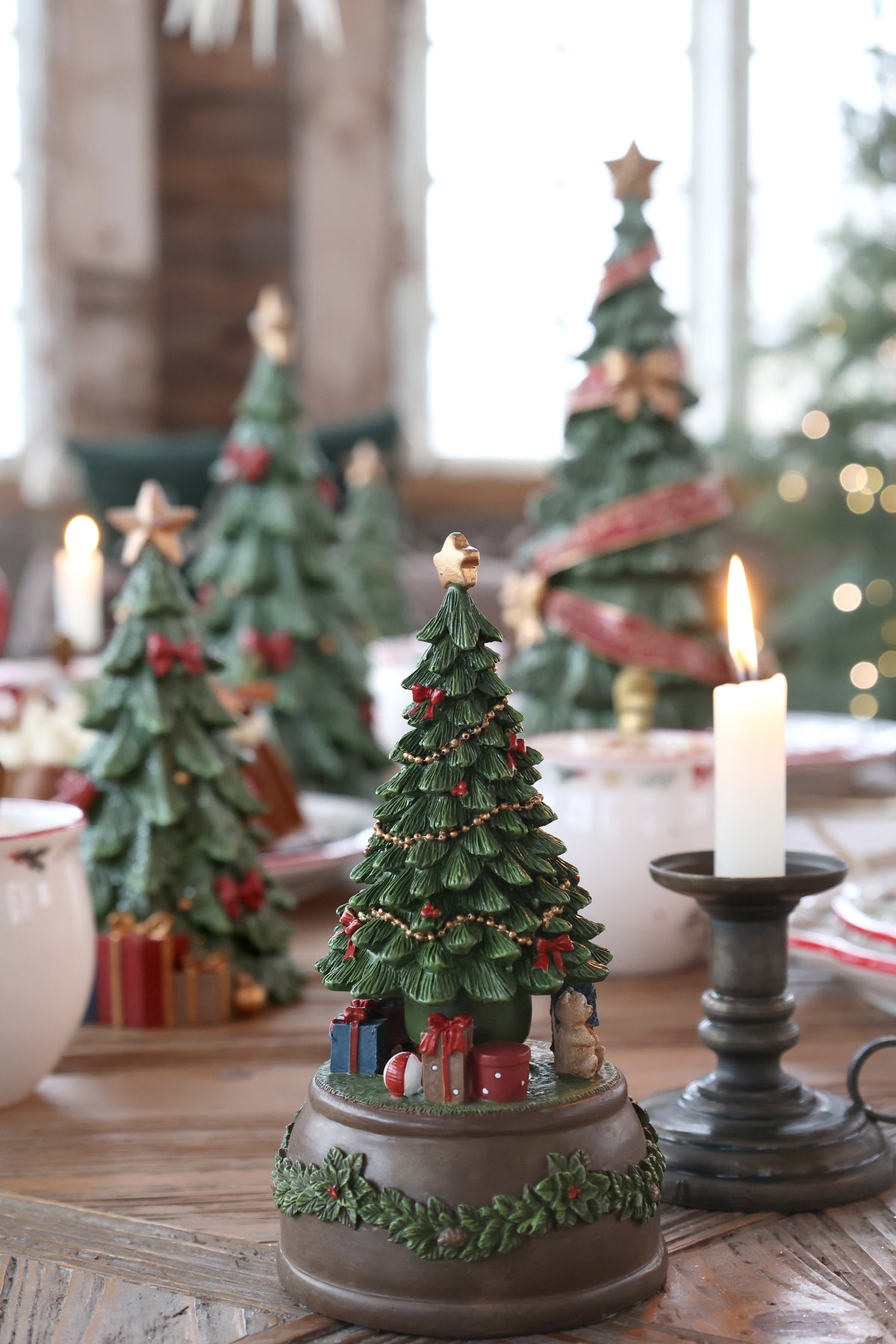 Chic Antique – Noël Spieluhr mit Weihnachtsbaum – 19 cm – Mokka
