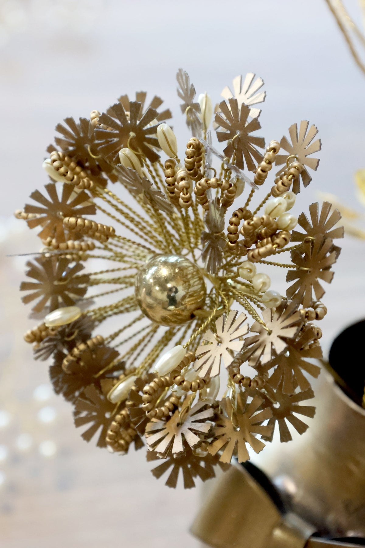 Chic Antique – Blume mit Perlen am Stiel – H30 cm – Mokka