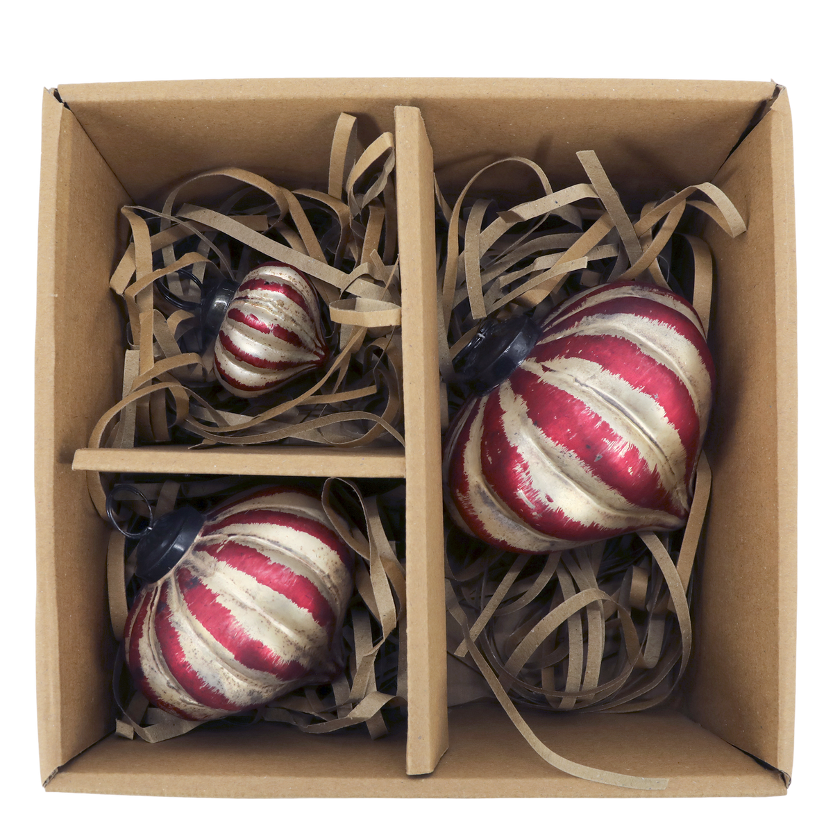 Chic Antique – Weihnachtskugeln in Box, 3er-Set – H10/Ø11 cm – Kirschrot und Champagner
