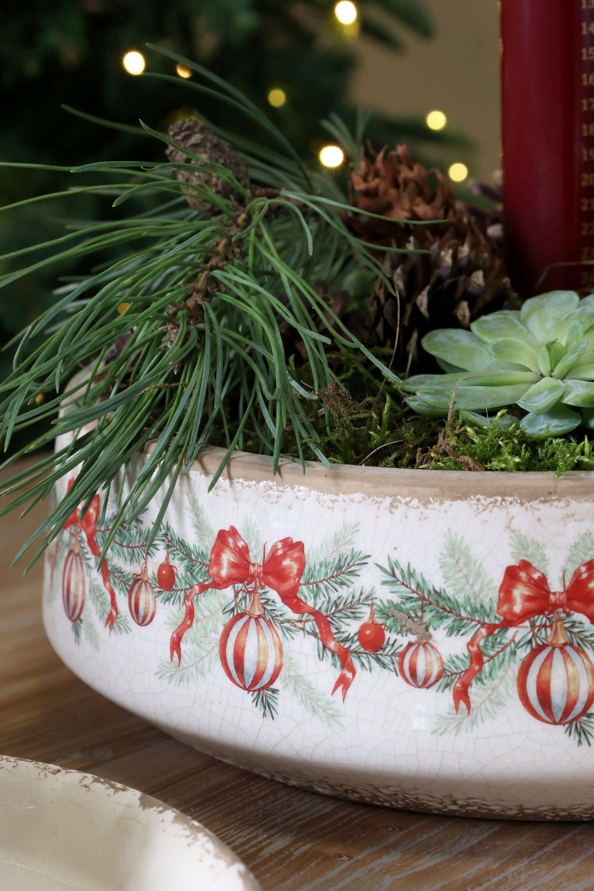 Chic Antique – Schale mit Weihnachtskugel und Schleife – H10/Ø30 cm – Creme