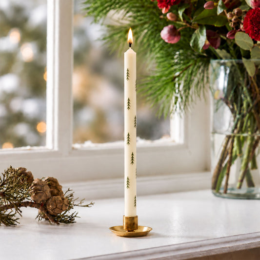 Ib Laursen – Stabkerzen 8 Stück mit grünen Weihnachtsbäumen – 20 cm, Svanen-zertifiziert