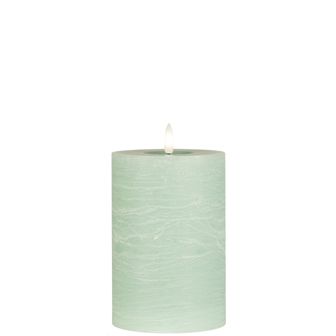 Ib Laursen - LED-Blockkerze Mint mit warmer Flamme für den Innenbereich - 15 cm