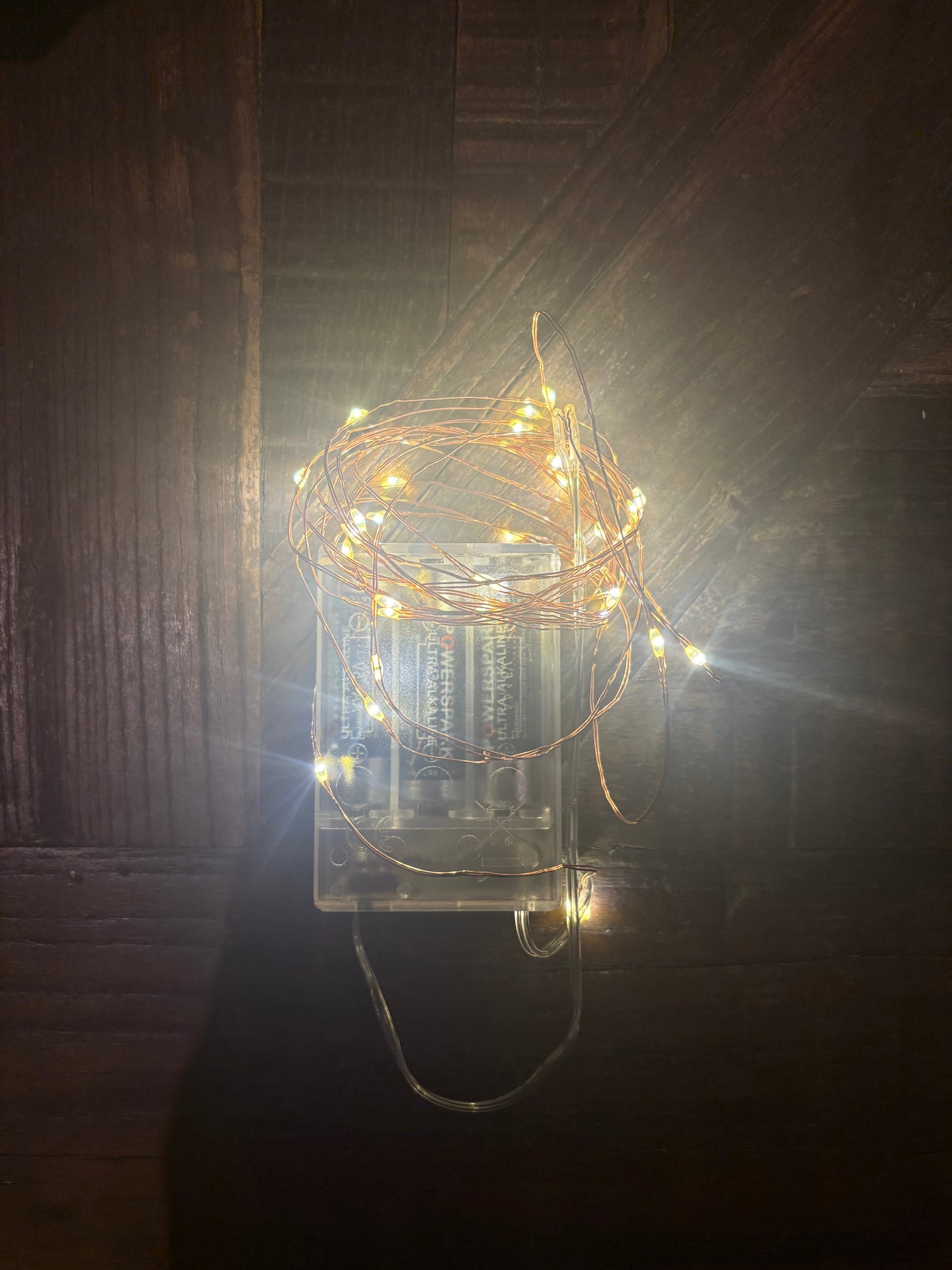 LED-Lichterkette aus Kupferdraht – 30 Warmweiße Lichter – Batteriebetrieben, 3 Meter