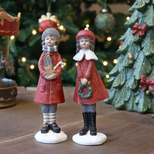 Chic Antique – Noël Mädchen und Junge – H14,5/L4/B4 cm – Kirschrot
