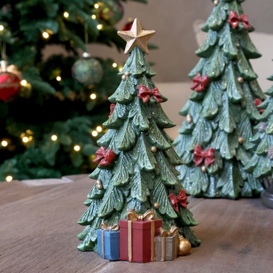 Chic Antique – Noël Weihnachtsbaum mit Geschenken – 20,5 cm – Grün