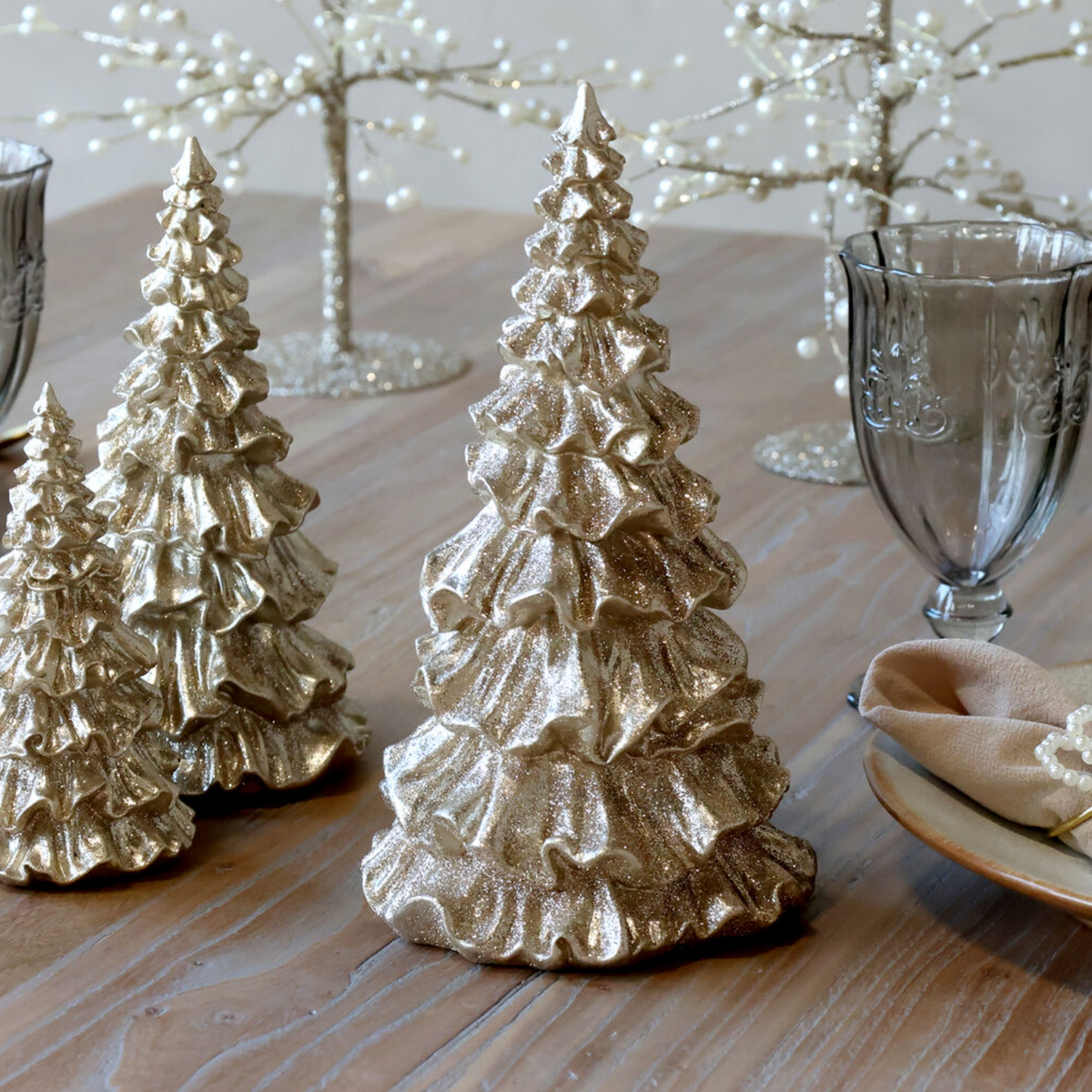 Chic Antique – Großer dekorativer Weihnachtsbaum mit Glitzer – Champagner – H25 cm, Groß
