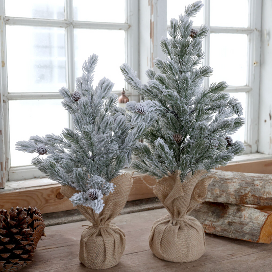 Chic Antique – Fleur Tannenbaum mit Schnee und Tannenzapfen | H42 / Ø25 cm – Grün