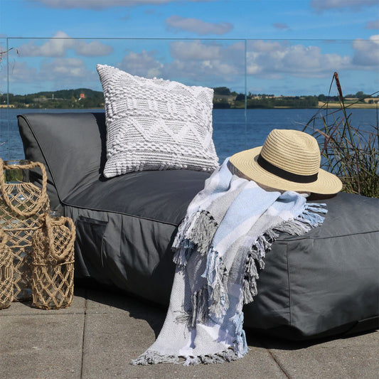 Chic Antique – Lounge Daybed für den Außenbereich in Anthrazit