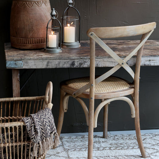 Chic Antique - 2 Stück. Esszimmerstühle Französische mit Geflochtenem Sitz