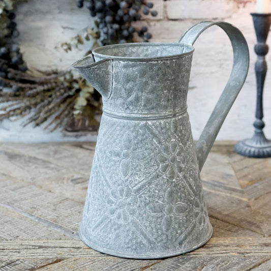 Chic Antique - Kanne mit Muster - Zink, H23,5/L23/B15,5 cm