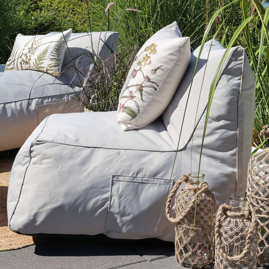 Chic Antique – Outdoor Loungesessel in Beige