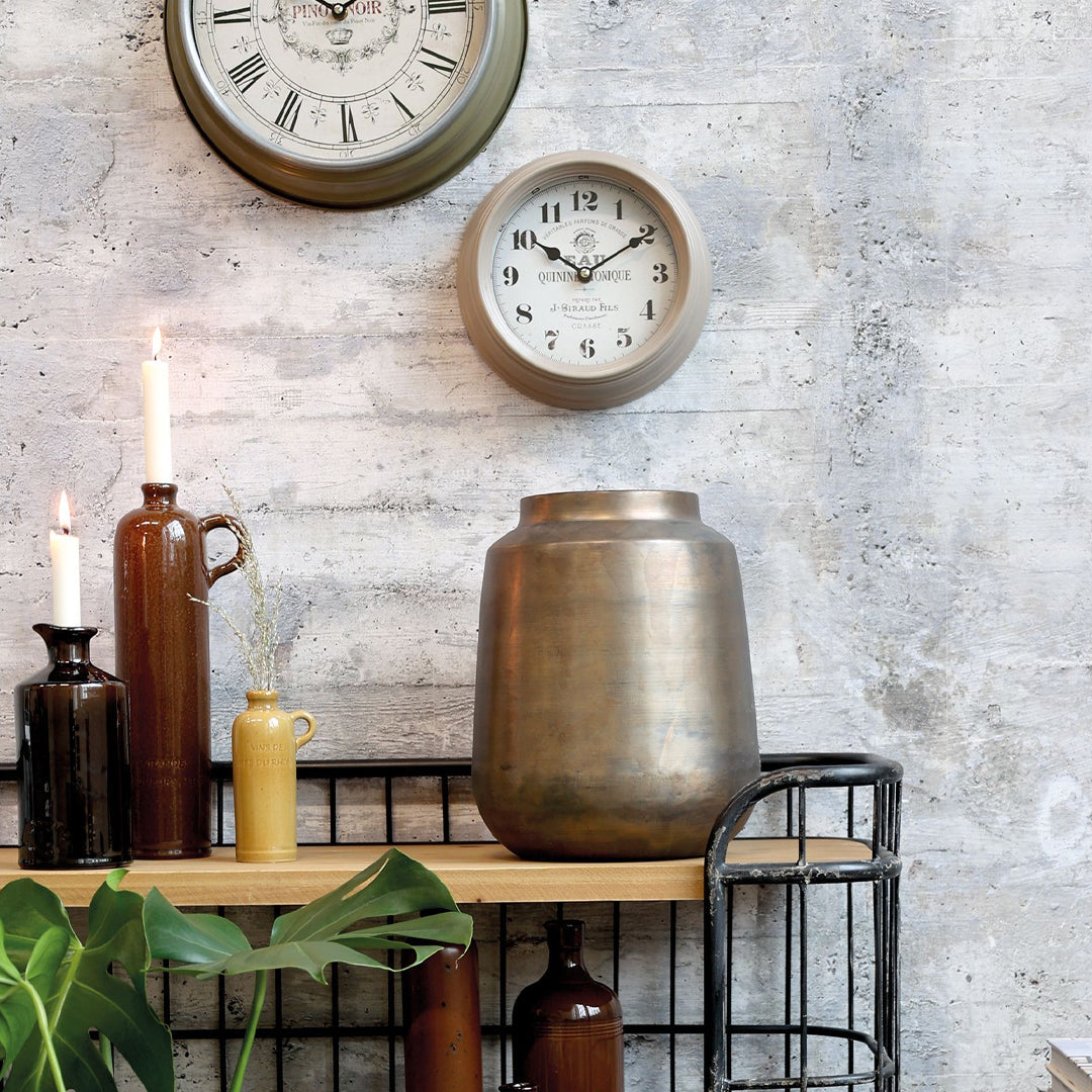 Chic Antique - Alte Vase mit Griff