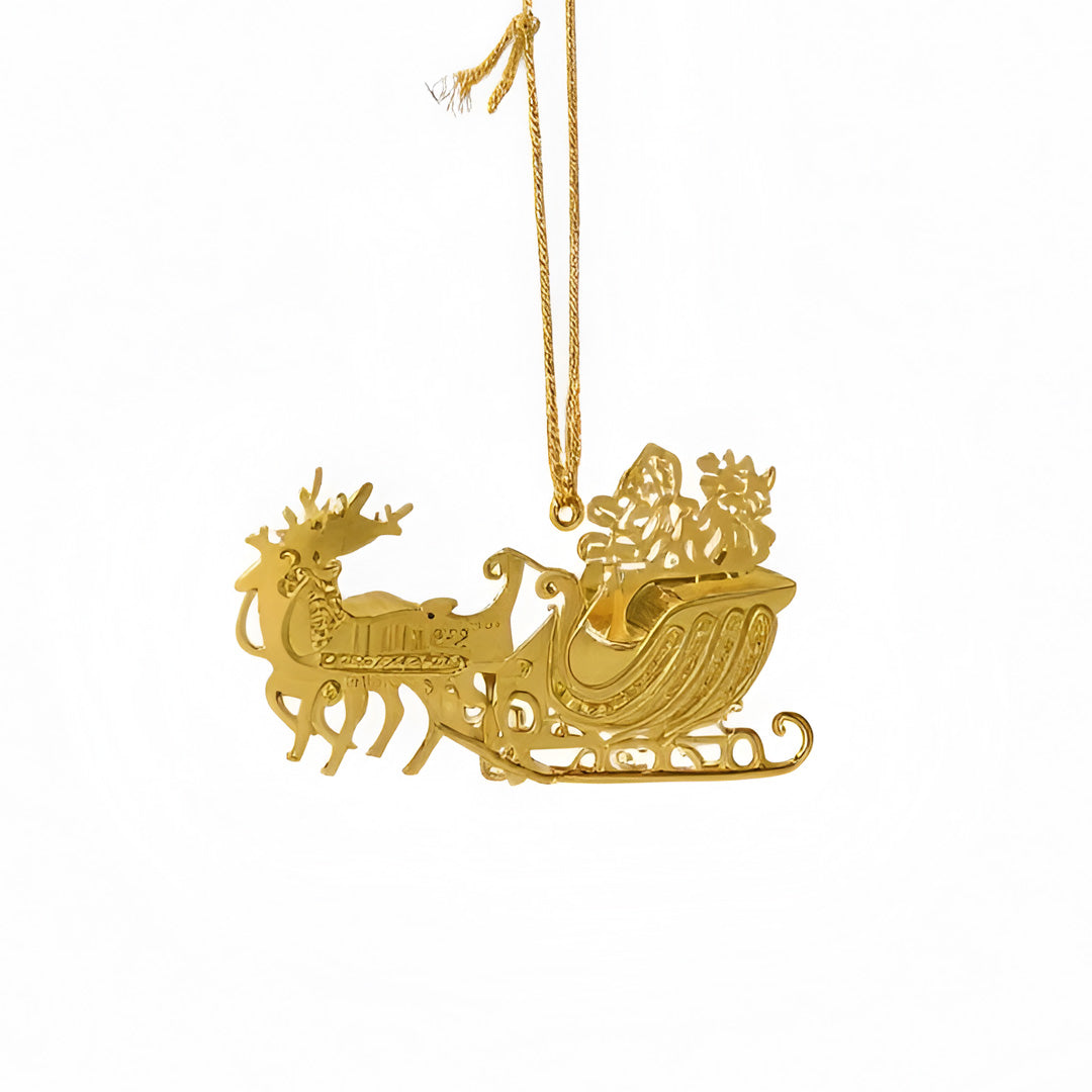 Weihnachtsmann im Schlitten aus Messing – 8 × 4 cm – zum Hängen