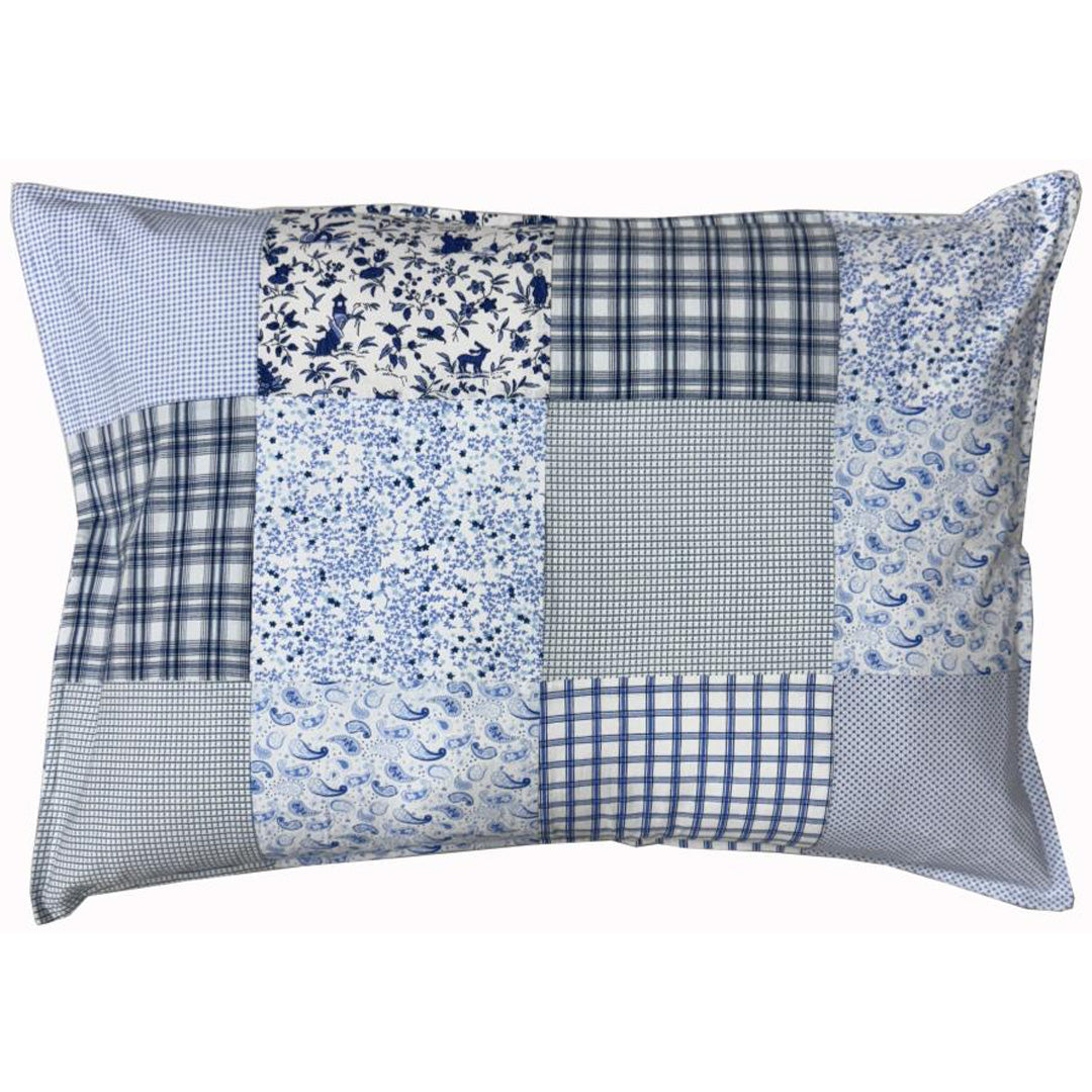 Handgequilteter Patchwork-Kissenbezug in Blau, 50x70 cm
