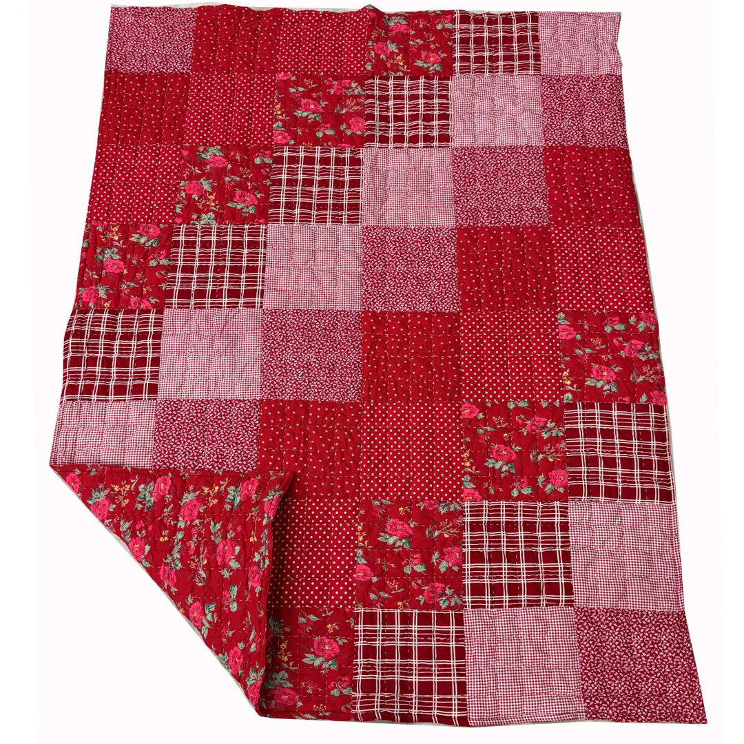Handgequiltete Patchwork-Steppdecke (130 × 180 cm)