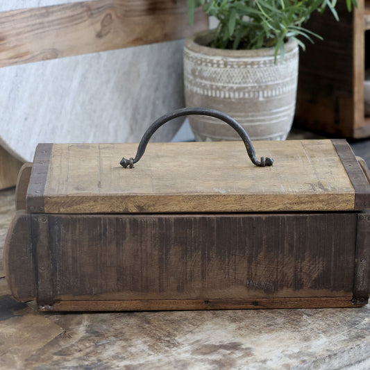 Chic Antique - Grimaud Ziegelsteinform mit Deckel H10/L30/B14 cm Natur