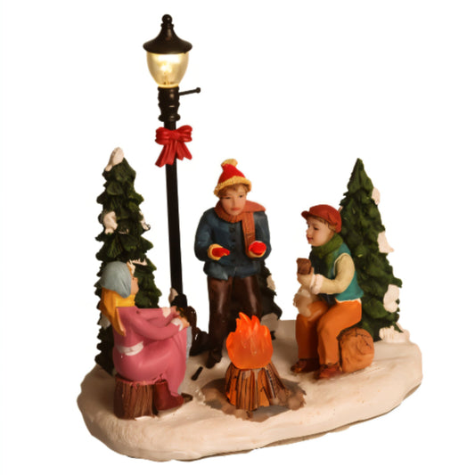 Weihnachtslandschaft rund um das Lagerfeuer mit LED - 11 cm