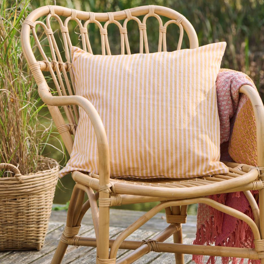 Ib Laursen – Rattanstuhl Jamilla mit Armlehnen – Esszimmerstuhl aus Natur-Rattan