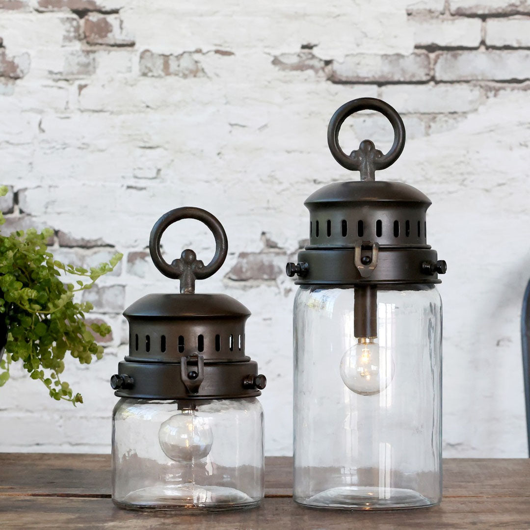 Chic Antique - Französische Scheunenlaterne mit Timer und LED-Lampe - 22 cm