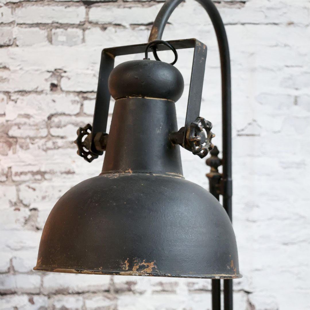 Chic Antique - Factory Stehlampe, H175 cm, Antikschwarz