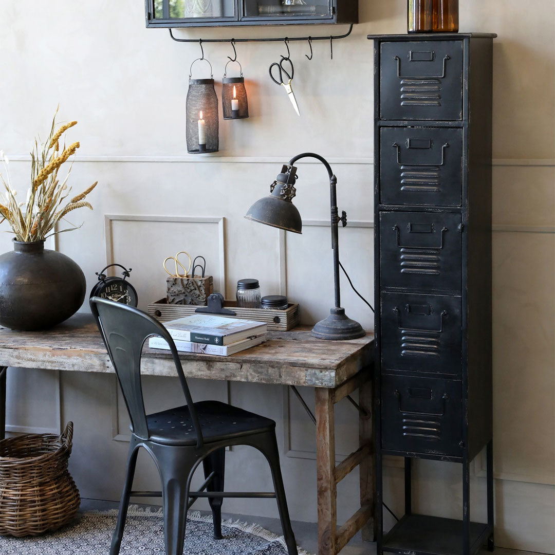 Chic Antique - Vintage Industrie-Tischlampe in Antik-Schwarz